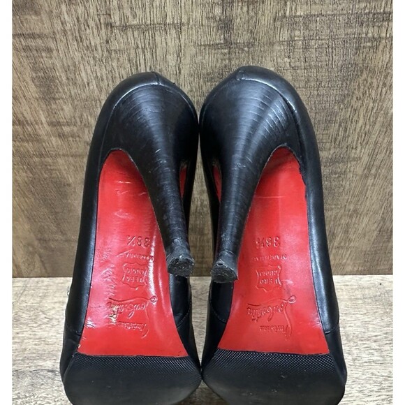 wChristian Louboutin Women  8.5  38.5 black leather booties with sole protection - Picture 15 of 16